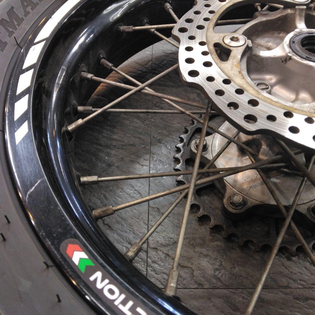 ホンダCRM250ARモタードホイールSET　中古品