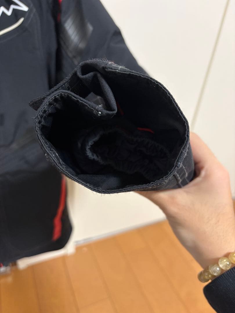 クシタニ　アキュートジャケット　Mサイズ