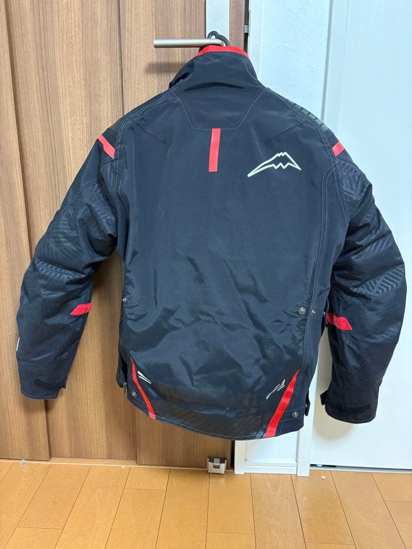 クシタニ　アキュートジャケット　Mサイズ