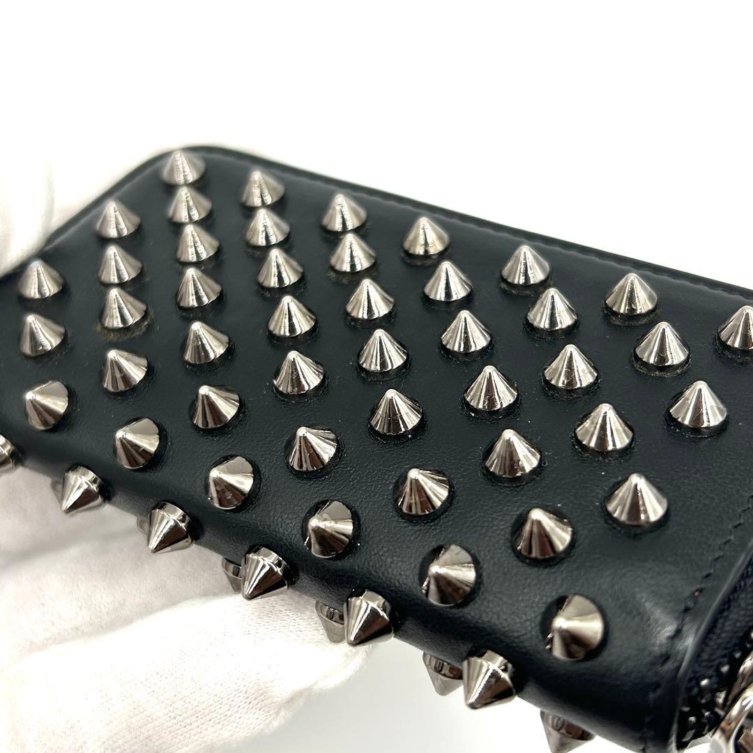 【美品】クリスチャンルブタン パネトーネ キーケース スパイク スタッズ レザー