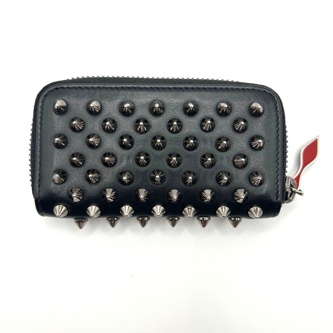 【美品】クリスチャンルブタン パネトーネ キーケース スパイク スタッズ レザー