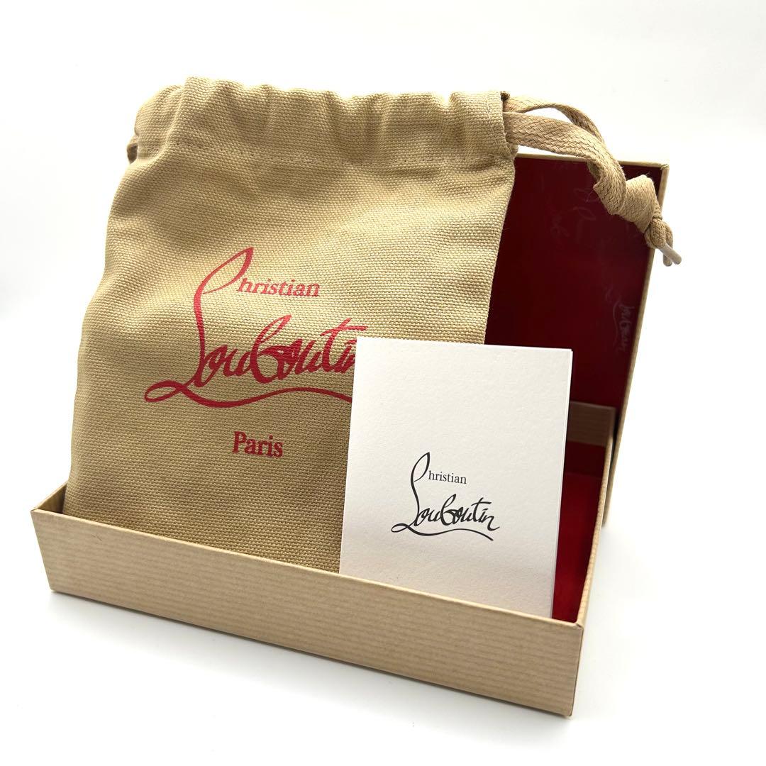 【美品】クリスチャンルブタン パネトーネ キーケース スパイク スタッズ レザー