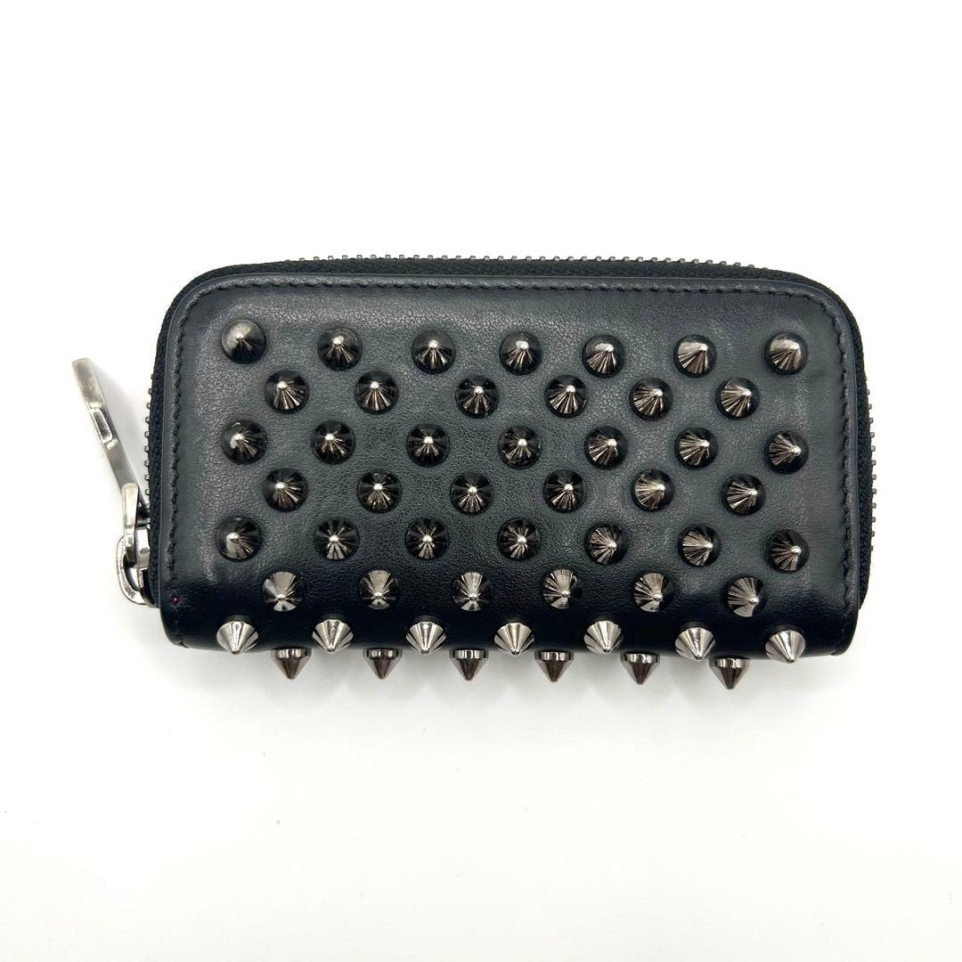 【美品】クリスチャンルブタン パネトーネ キーケース スパイク スタッズ レザー