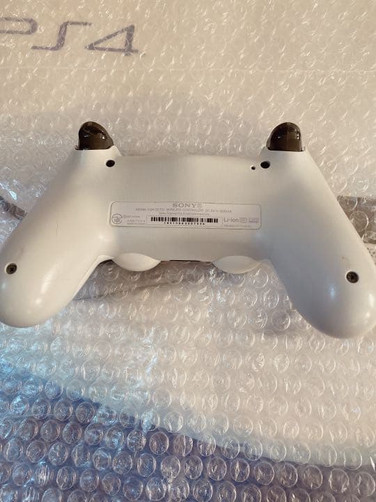 SONY PlayStation4 ホワイト ソフト付き