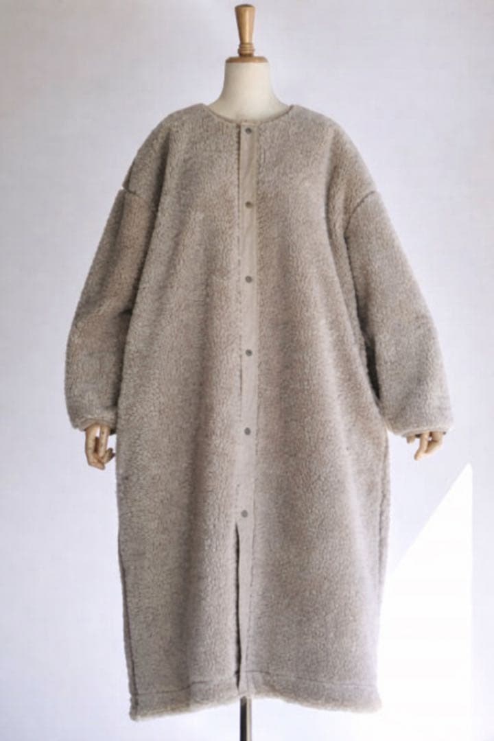 Veritecoeur ヴェリテクール リバーシブル ボア フリース コート