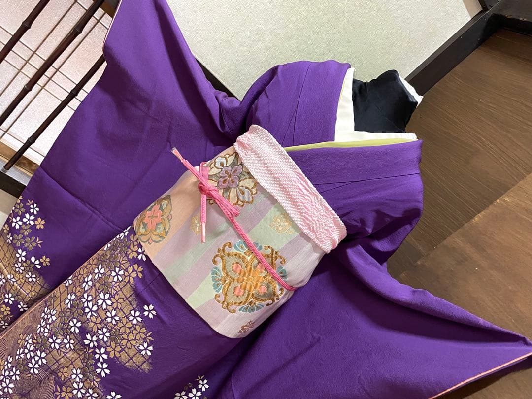 振袖 フルセット6点サイズM〜Ｌ流水舞桜文　金彩　正絹