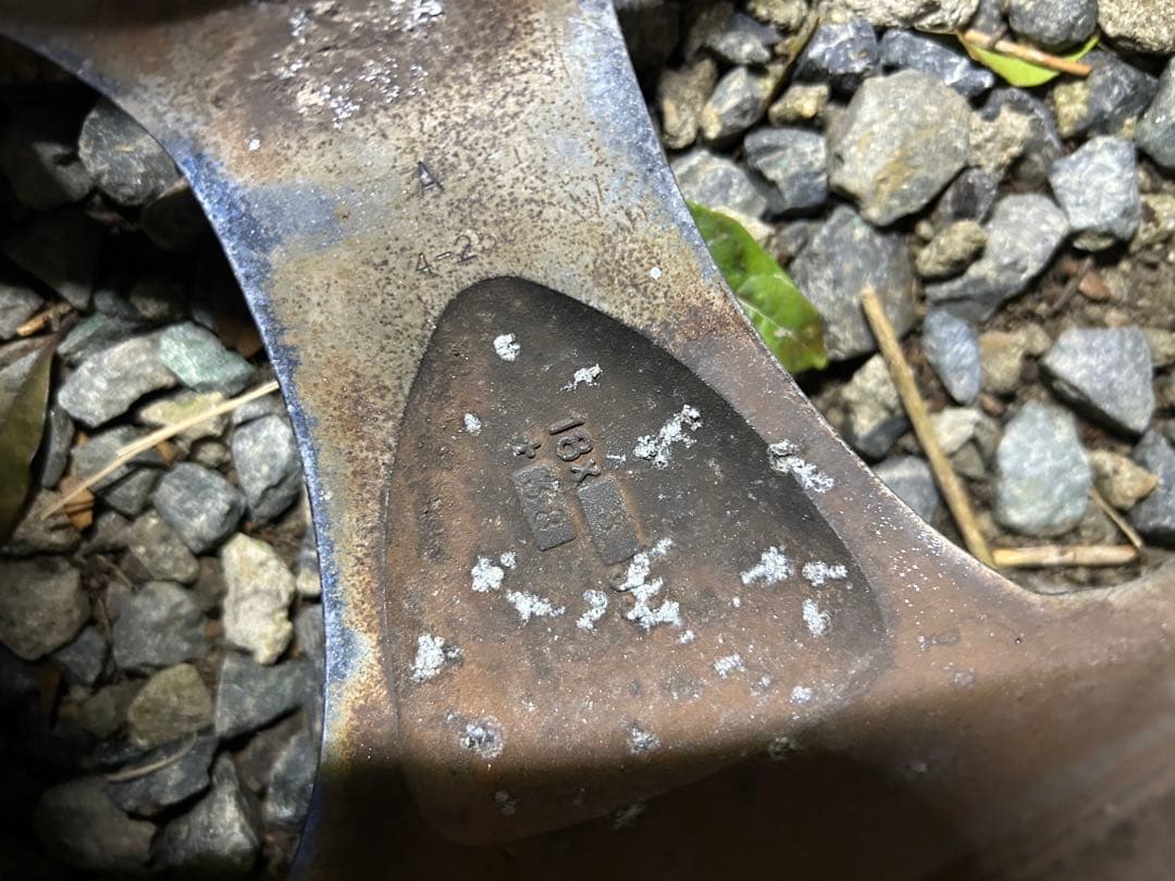 VSKF 18インチ 8j+38 旧vskf