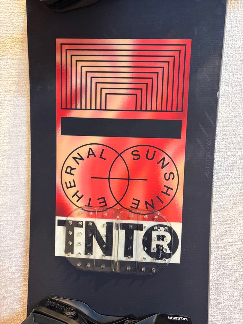 FNTC TNT スノーボード、SALOMONビンディング　セット