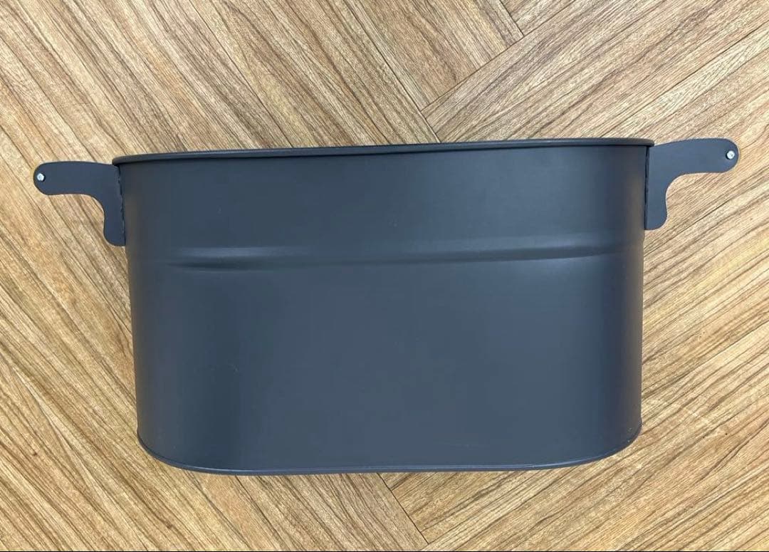 アラスメタル社　オーバルウッドストッカー　大サイズ