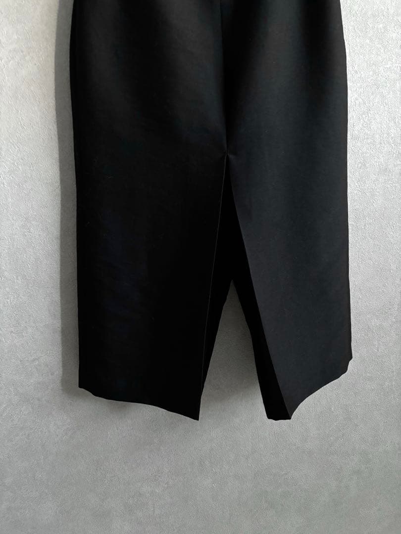 2025今季完売定価3.3万★ウィムガゼット ハーフパンツ　36 黒ハイウエスト