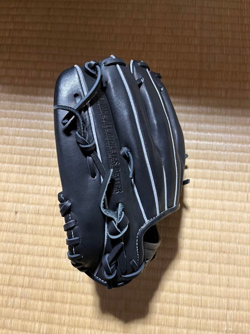 Ｒアンダーアーマー　軟式野球グローブ 黒