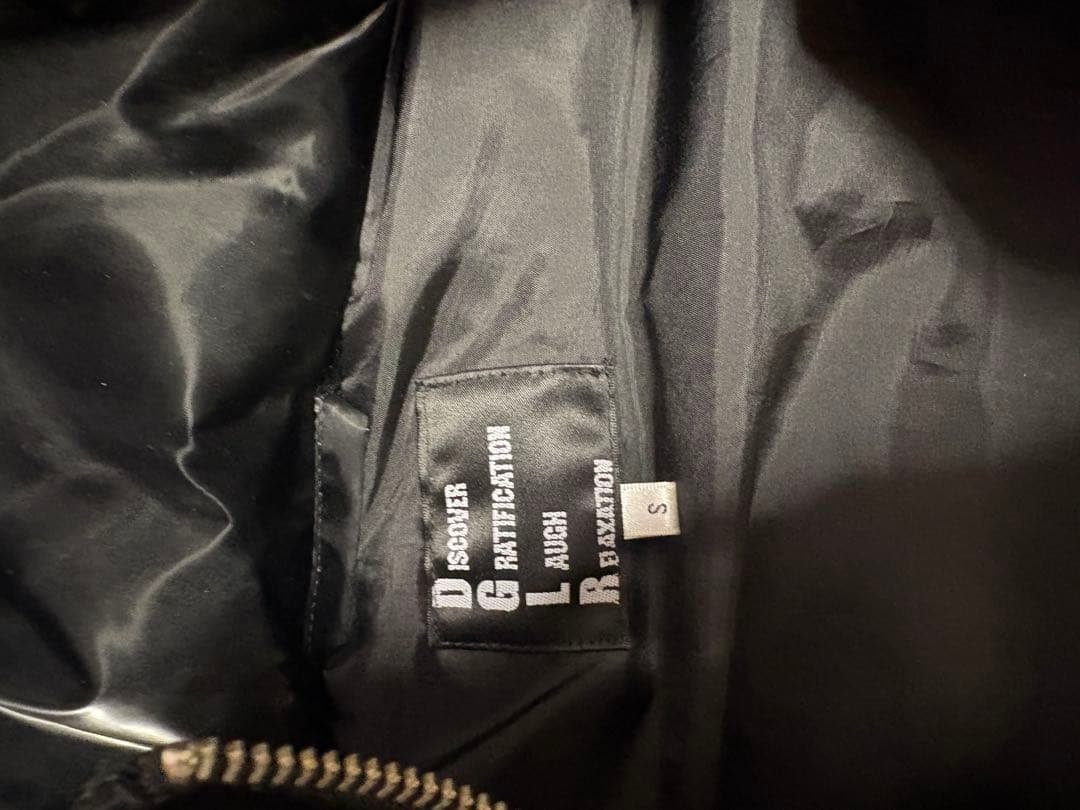 DGK ブラック ダウンベスト 早めに売りたいです‼️