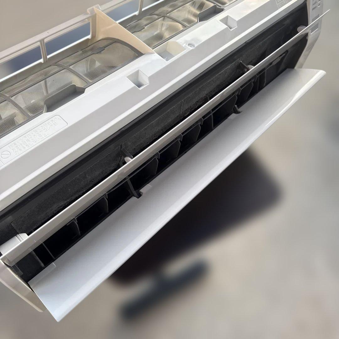 エル様引き取り限定富士通　ルームエアコン　主に６畳　AS-C22G-W