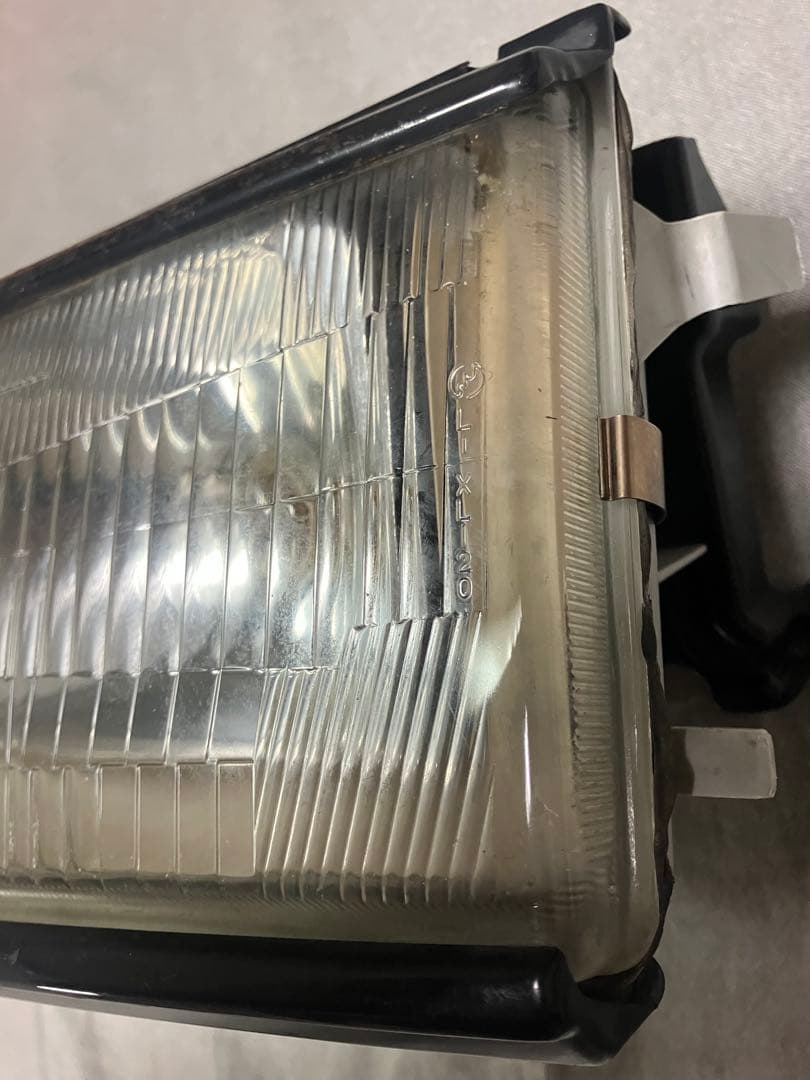 の*こ様 トヨタ AE86 カローラレビン LEVIN後期 ヘッドライト 前から