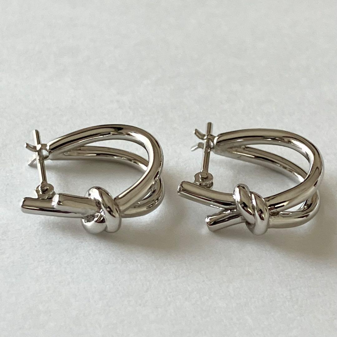 momo1224　 極美品 Jouete ジュエッテ フープピアス ノット