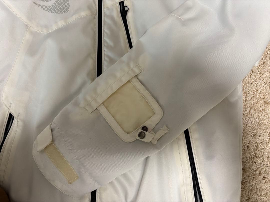 SALOMON フード付きスキーウェア 上下セット　上下Lサイズ