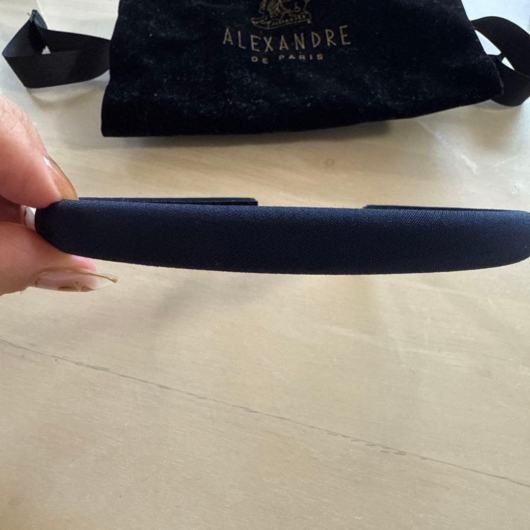 美品　アレクサンドルドゥパリ カチューシャ 10mm ネイビー　ヘアアクセ
