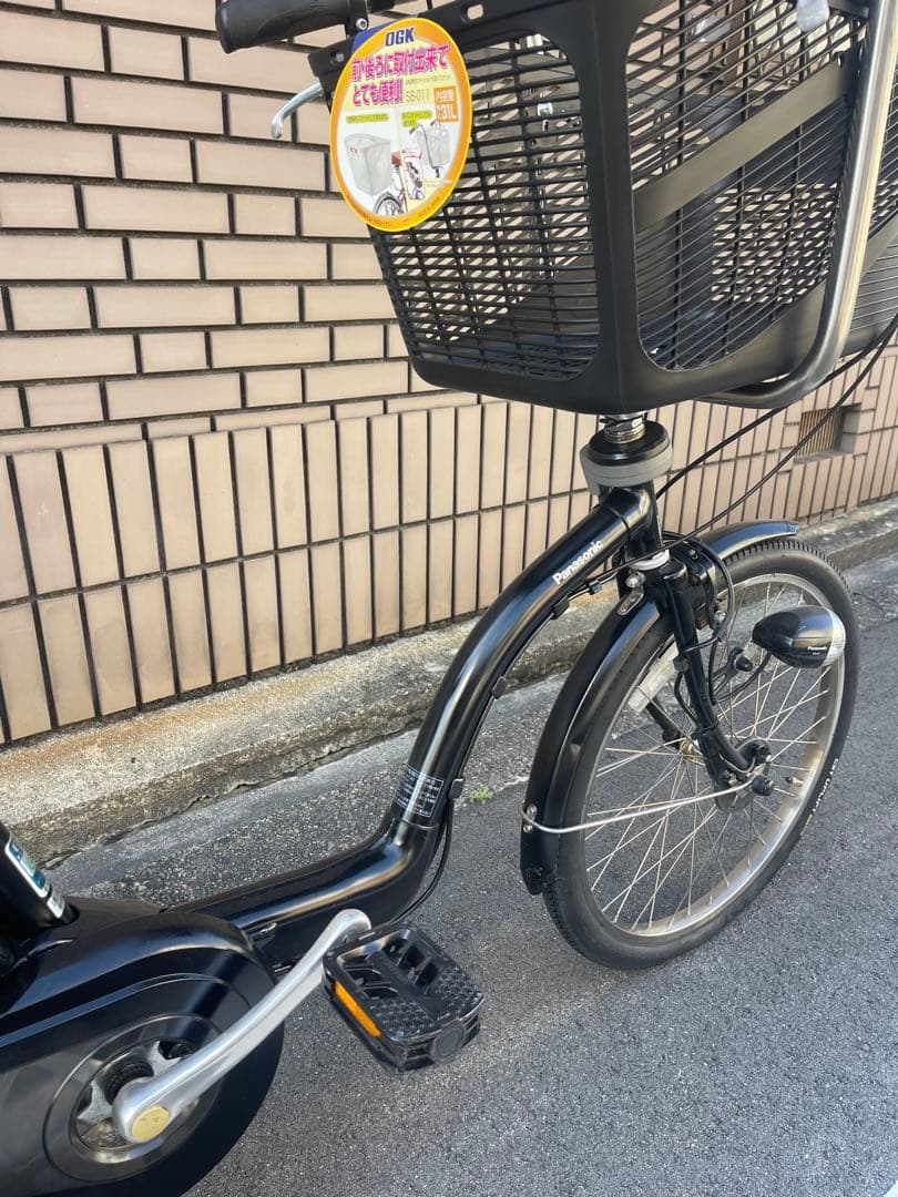 「前カゴ付き」20インチパナソニック電動アシスト自転車です。