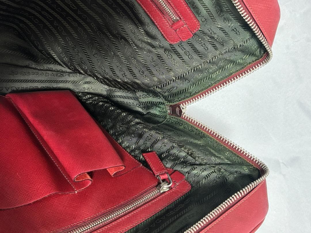 bori PRADA サフィアーノレザー バッグ レッド　ブリーフケース