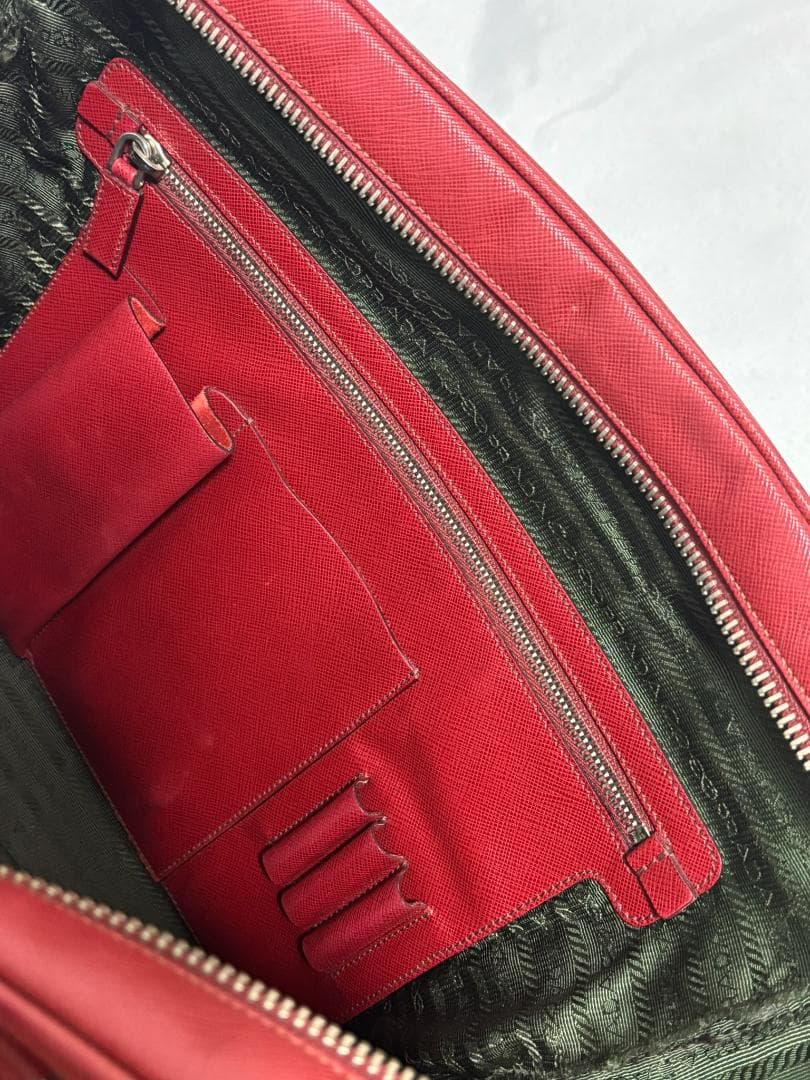 bori PRADA サフィアーノレザー バッグ レッド　ブリーフケース