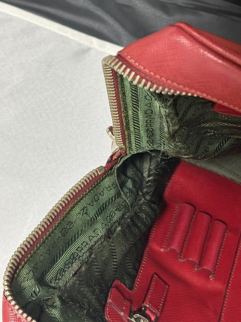 bori PRADA サフィアーノレザー バッグ レッド　ブリーフケース
