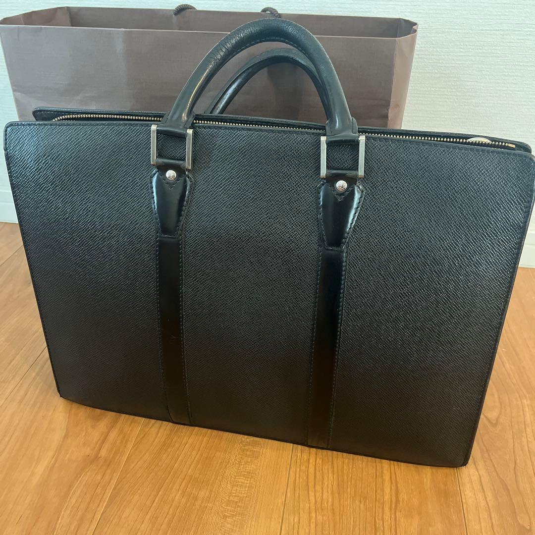 ルイヴィトン ビジネスバッグ ロザン　タイガ ブラック ブラック