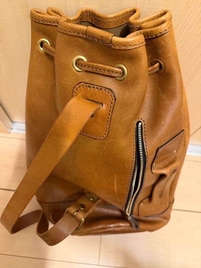 ヘルツ　ソフトレザーのボンサック　グリーン