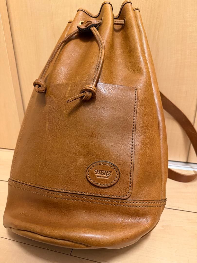 ヘルツ　ソフトレザーのボンサック　グリーン