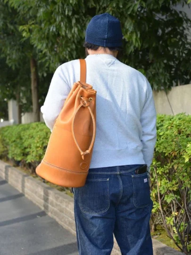 ヘルツ　ソフトレザーのボンサック　グリーン