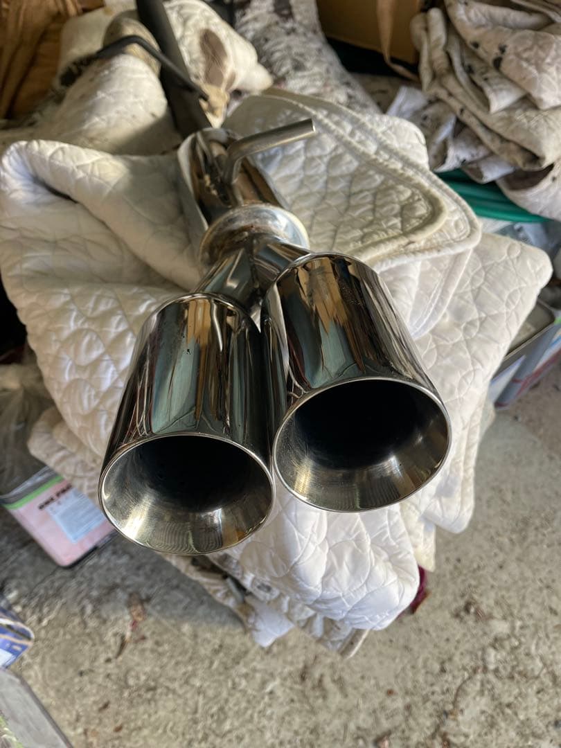 30プリウスリヤーマフラー