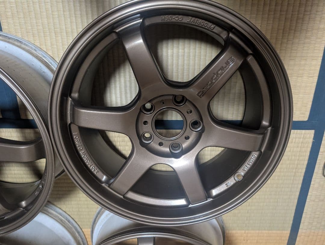 さらさらです。① GC-06H 17インチ PCD114.3 2本