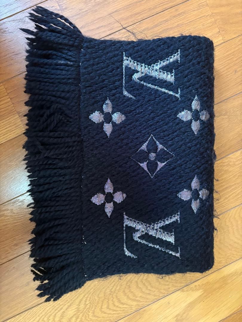 Louis Vuitton モノグラム マフラー ブラック