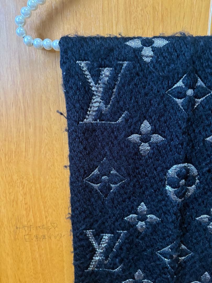 Louis Vuitton モノグラム マフラー ブラック