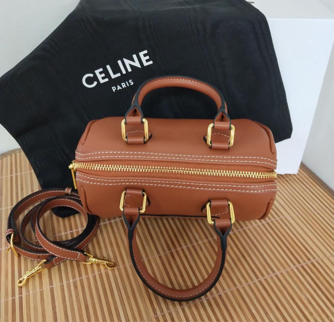 CELINE ブラウンレザー ショルダーバッグ