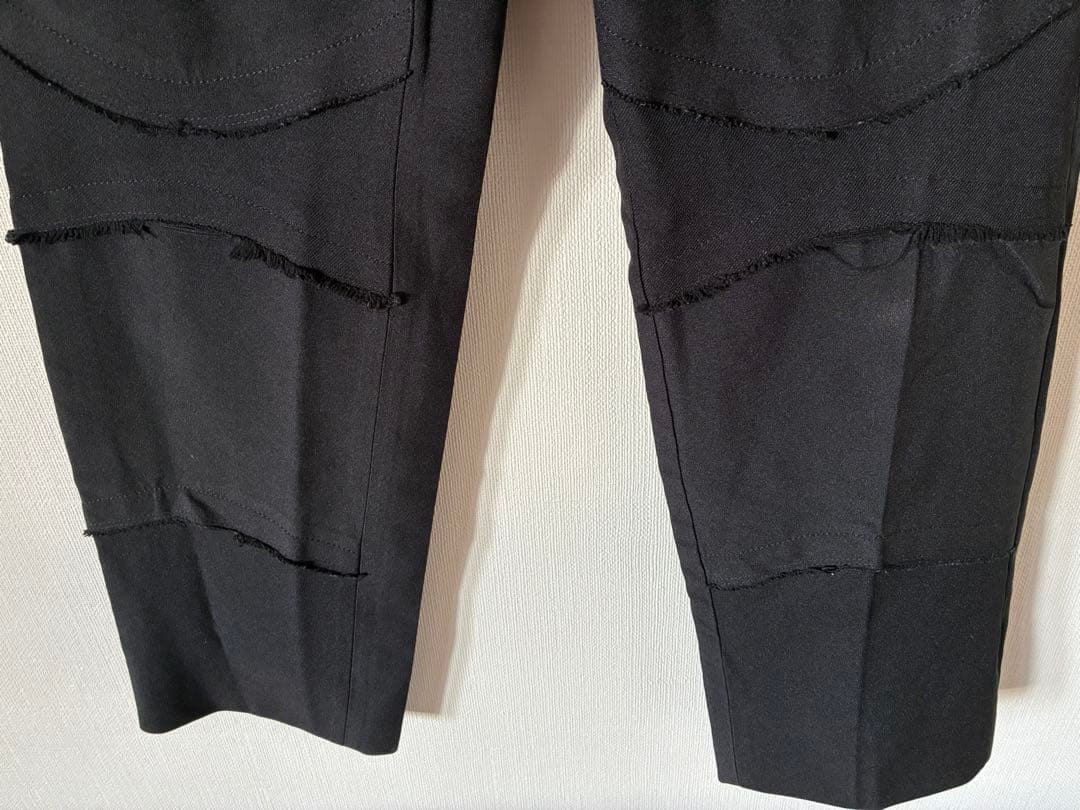 コムデギャルソン　テーパードパンツ　ブラック　L