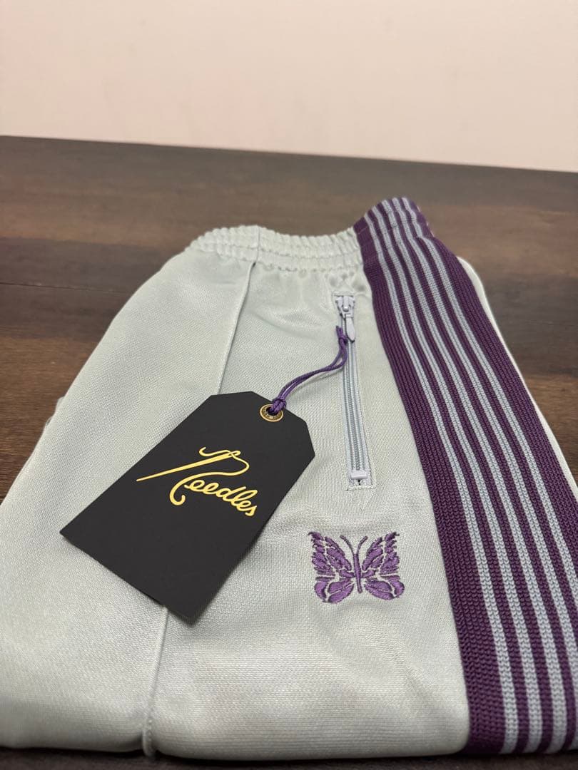 【値下げ中】Needles トラックパンツ サックスブルー S