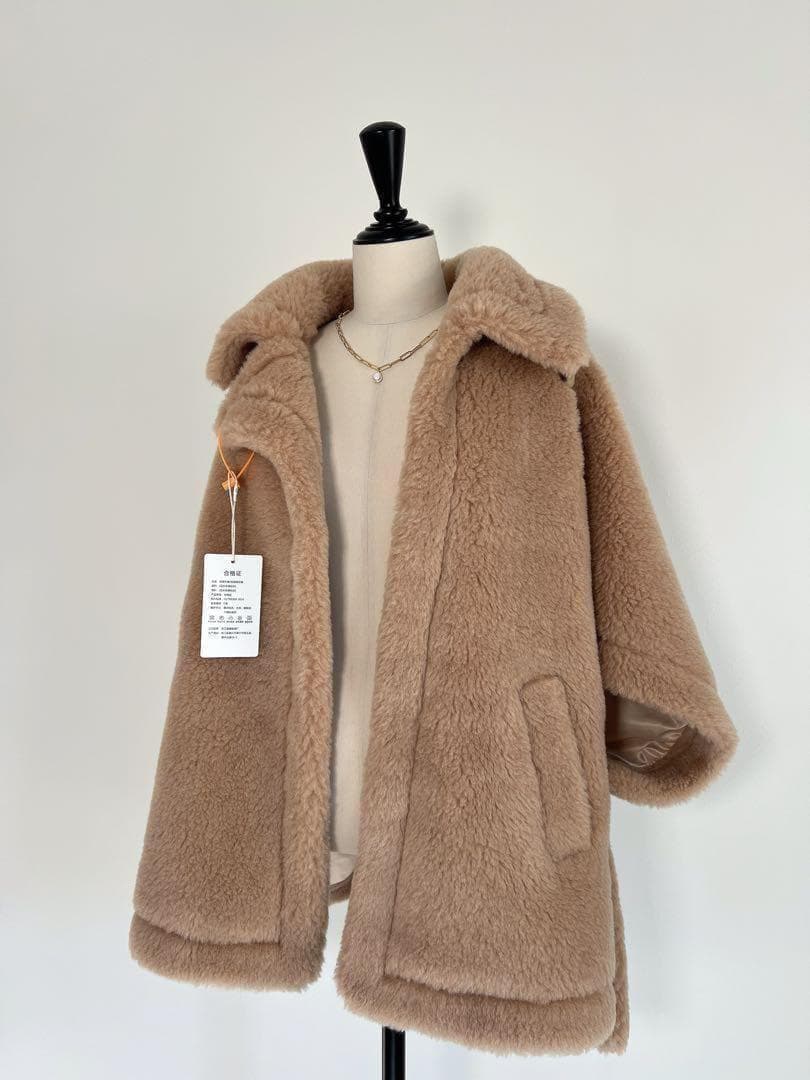 新品未使用 ベアポンチョ アルパカ素材 テディ ケープ MaxMaraお好きな方