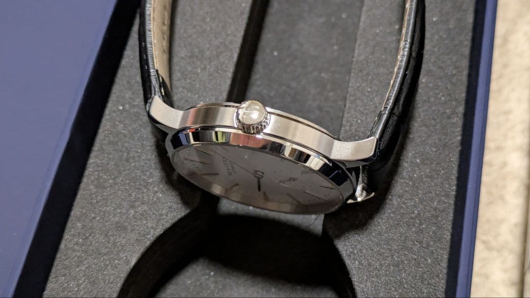 値引中！ SEAGULL 6075 ほぼ新品！自動巻 スモセコ サファイア！