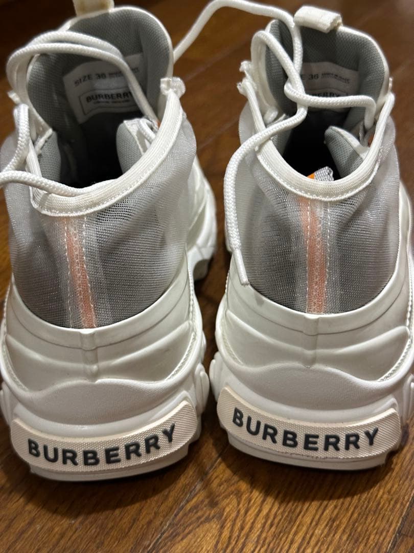 BURBERRY バーバリー ローカット スニーカー