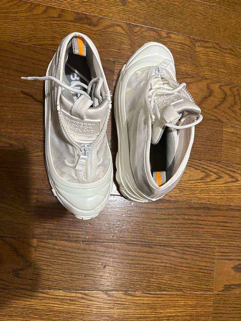 BURBERRY バーバリー ローカット スニーカー