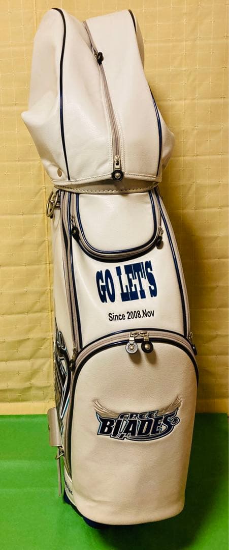 キャディバッグ　白　青　刺繍　ゴルフ　限定モデル　美品　送料込　非売品