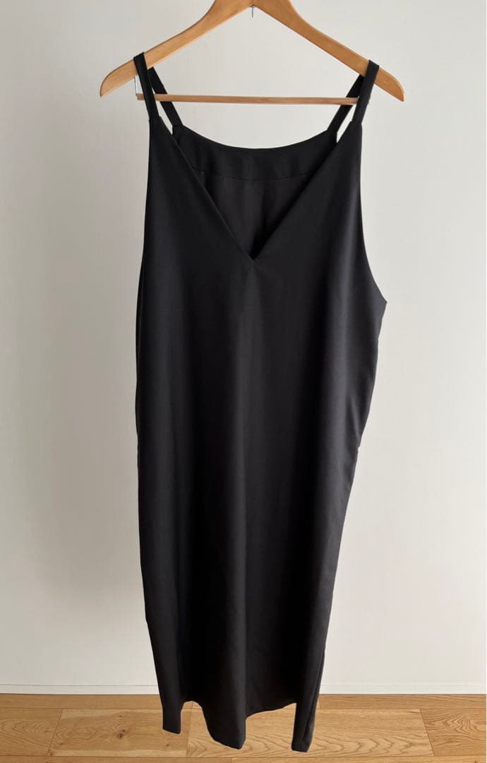 かぐれ　『2WAY仕様』ウールトロVネックワンピース　ブラック