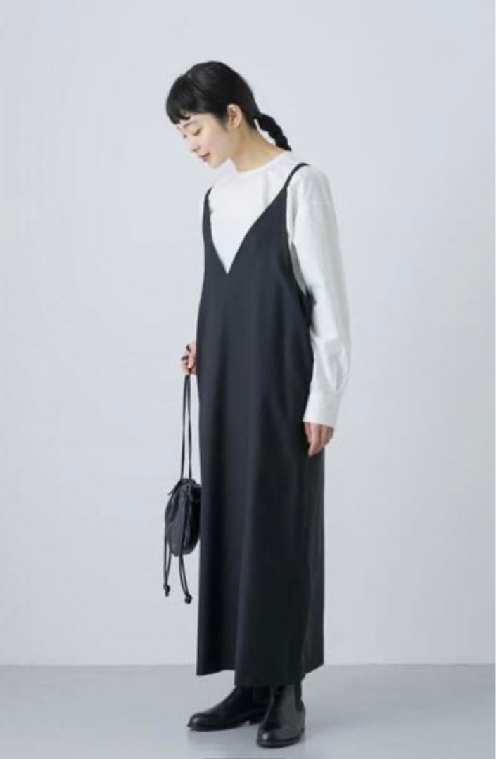 かぐれ　『2WAY仕様』ウールトロVネックワンピース　ブラック
