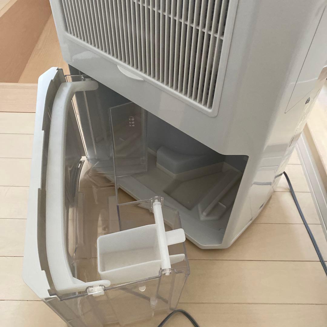 CORONA 冷風・衣類乾燥　除湿機