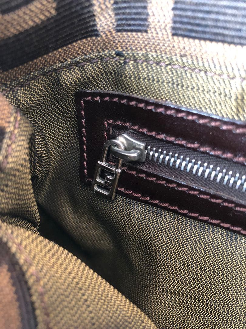 フェンディ　FENDI マンマバケット　ズッカ柄　使用感少なめ　美品