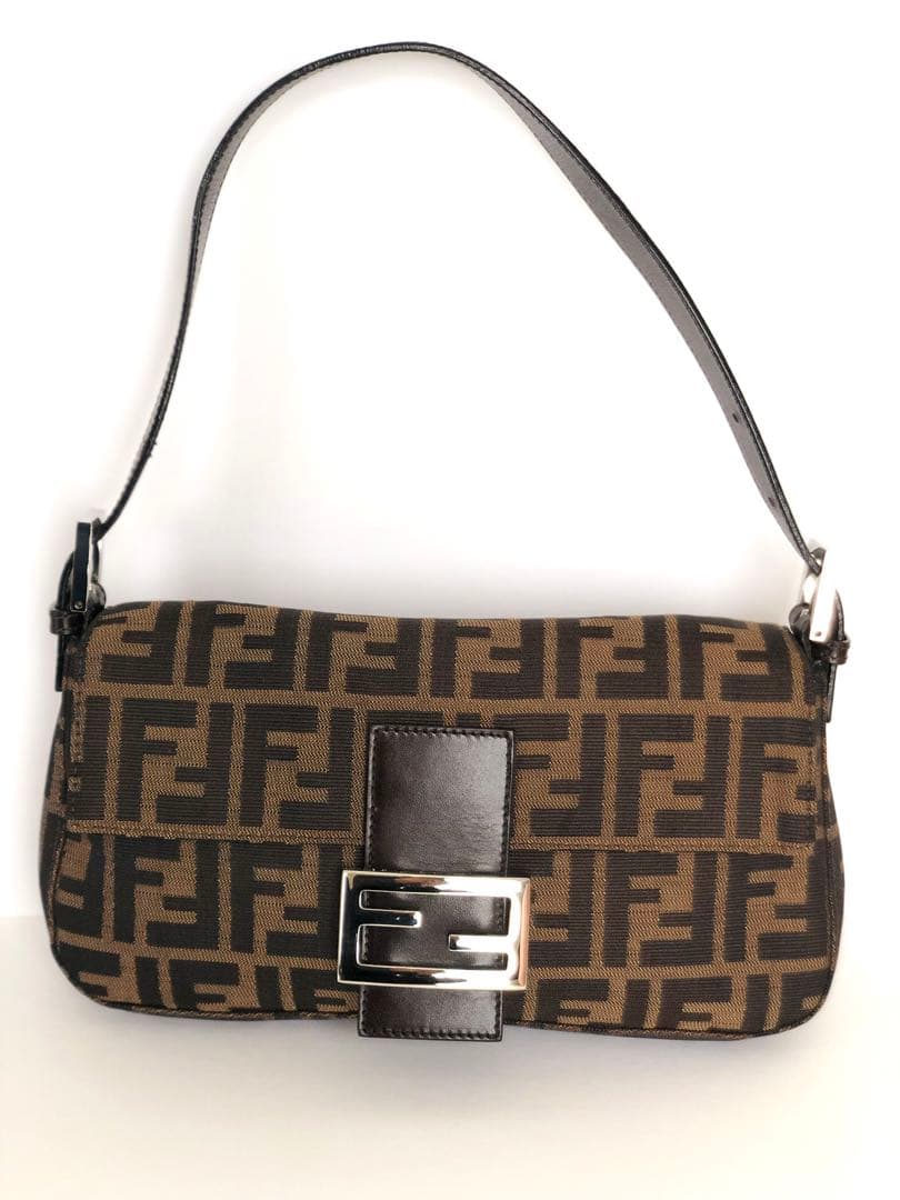 フェンディ　FENDI マンマバケット　ズッカ柄　使用感少なめ　美品