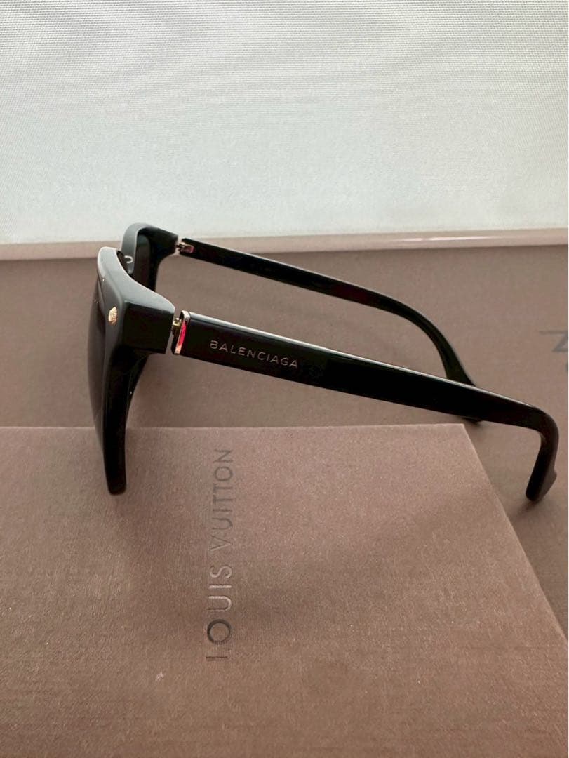 BALENCIAGA バレンシアガ サングラス ブラック イタリア製 付属品あり