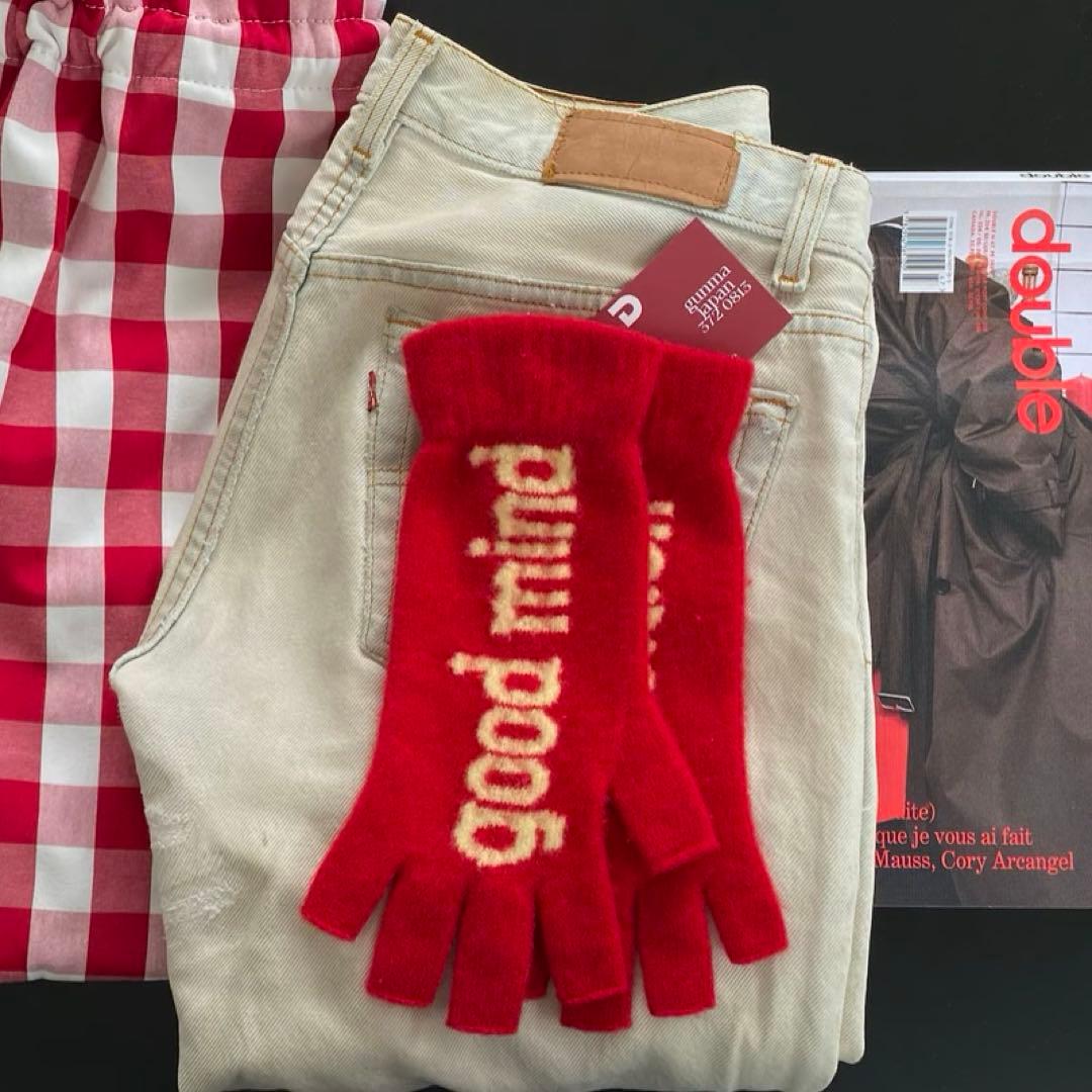 donttellanyone gloves 手袋　ミトン