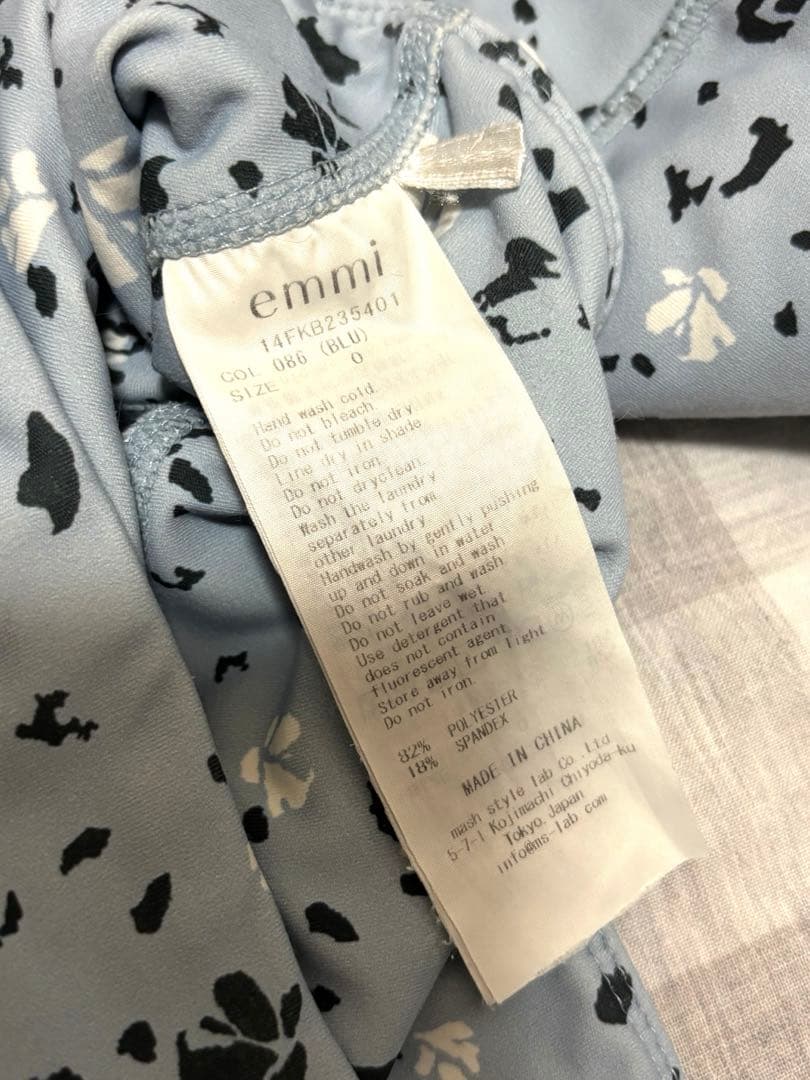 emmi yoga ヨガウェア　上下セット　ピラティスにも