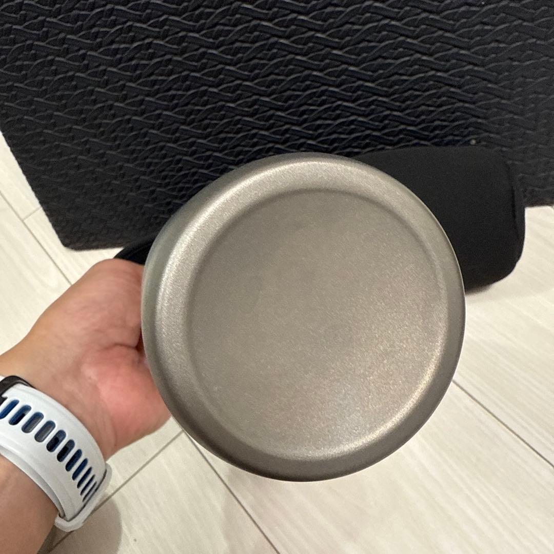 スノーピークの酒筒とお猪口2つのセット